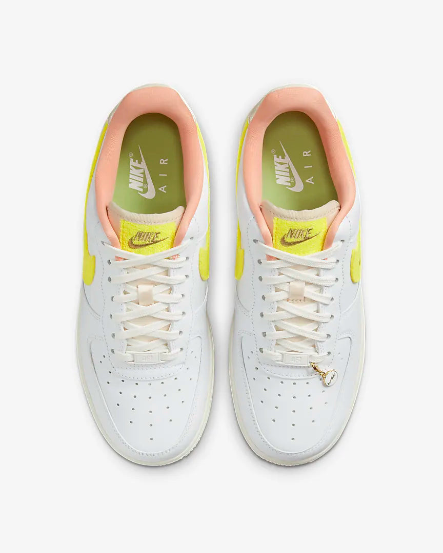 Air Force 1 '07 LX - White/Phantom/Pearl White/Yellow Strike
