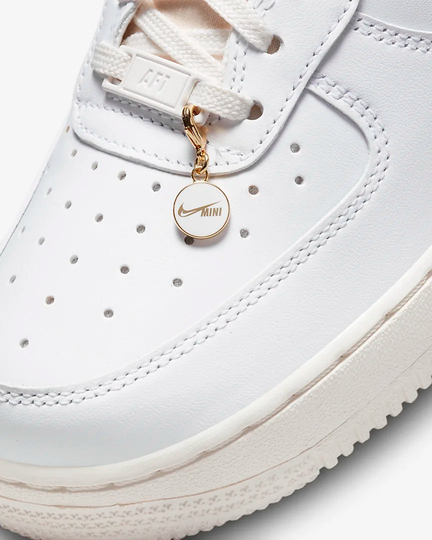 Air Force 1 '07 LX - White/Phantom/Pearl White/Yellow Strike