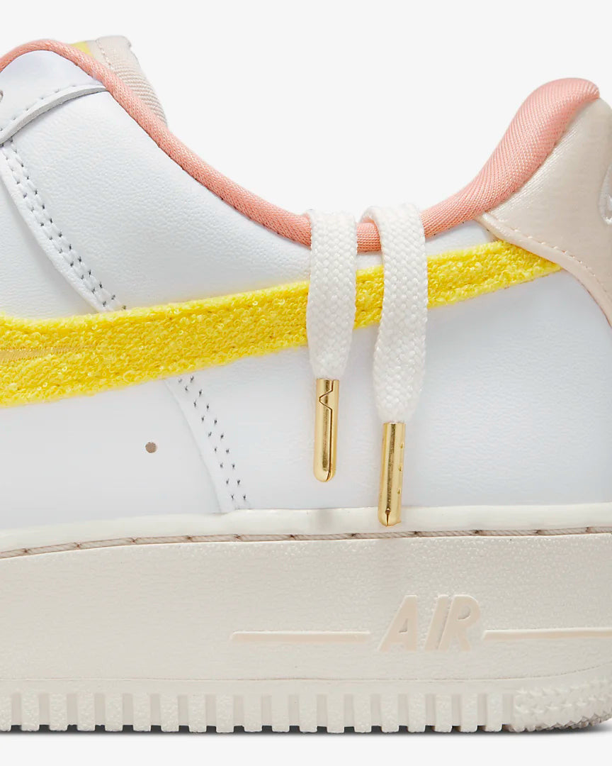 Air Force 1 '07 LX - White/Phantom/Pearl White/Yellow Strike