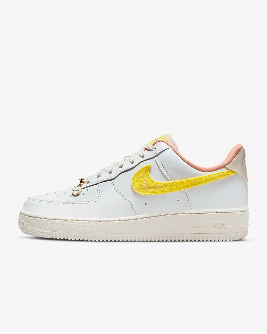 Air Force 1 '07 LX - White/Phantom/Pearl White/Yellow Strike