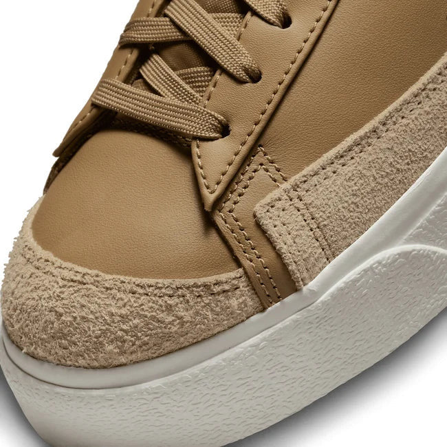 Blazer Low Platform Dark Driftwood