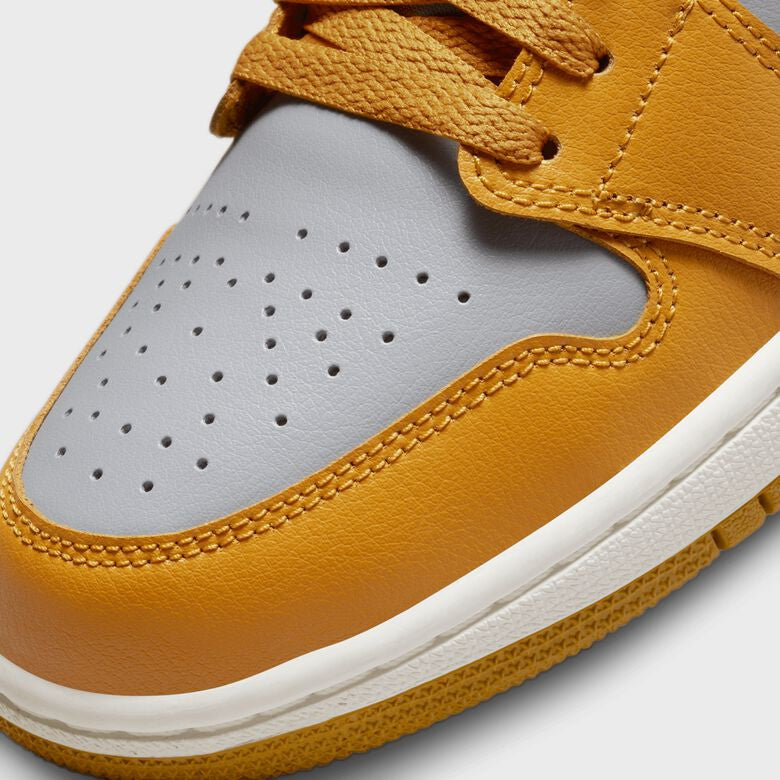 Air Jordan 1 Low Cement Grey/Sail/Chutney