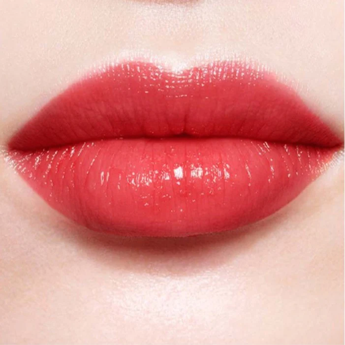 Addict Lip Glow Color Reviver Balm