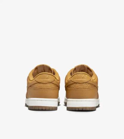 Dunk Low Wheat